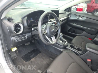2019 Kia Forte LXS – miniatura 11