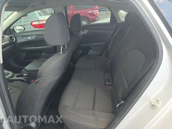 2019 Kia Forte LXS – miniatura 13