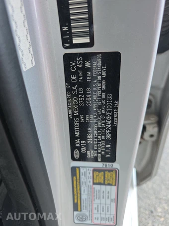 2019 Kia Forte LXS – miniatura 14