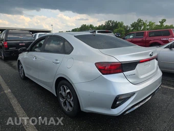 2019 Kia Forte LXS – miniatura 6