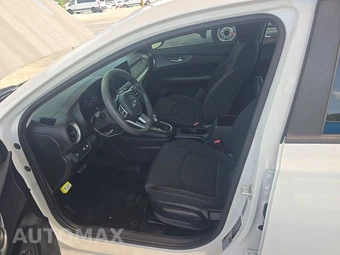 2019 Kia Forte LXS – miniatura 7