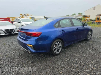 2019 Kia Forte LXS - miniatura 3