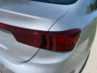 2019 Kia Forte LXS - miniatura 16