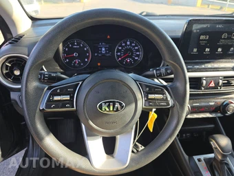 2019 Kia Forte LXS – miniatura 10
