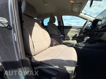 2019 Kia Forte LXS - miniatura 11