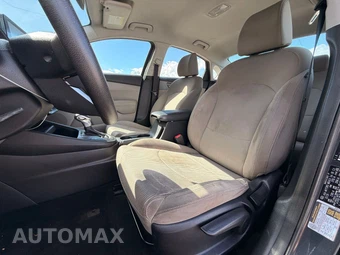 2019 Kia Forte LXS - miniatura 8