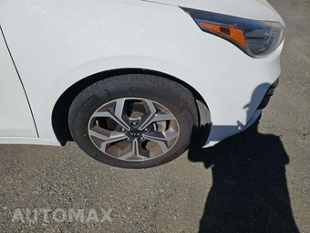 2019 Kia Forte LXS – miniatura 30