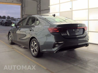 2019 Kia Forte LXS – miniatura 6
