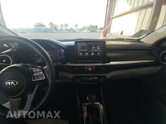 2019 Kia Forte LXS – miniatura 11