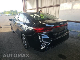 2019 Kia Forte LXS – miniatura 6