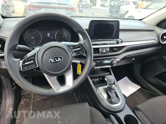 2019 Kia Forte LXS – miniatura 11