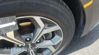 2019 Kia Forte LXS – miniatura 23