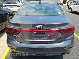2019 Kia Forte LXS – miniatura 5