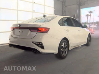 2019 Kia Forte LXS – miniatura 4