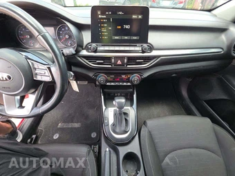 2019 Kia Forte S – miniatura 7
