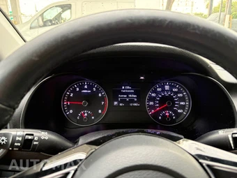 2019 Kia Forte S - miniatura 10