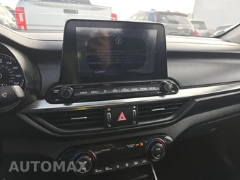 2019 Kia Forte S – miniatura 11