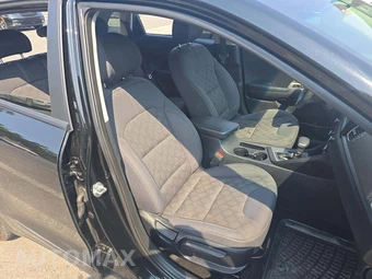 2019 Kia Niro LX – miniatura 18