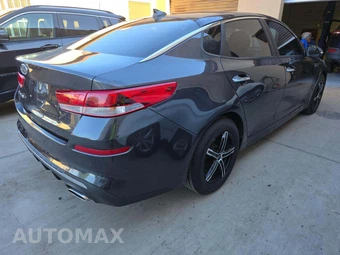 2019 Kia Optima LX – miniatura 3