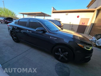 2019 Kia Optima LX – miniatura 4