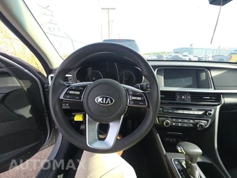 2019 Kia Optima LX – miniatura 11