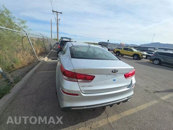 2019 Kia Optima LX – miniatura 5
