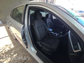 2019 Kia Optima LX – miniatura 15