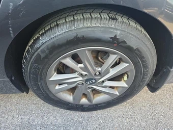 2019 Kia Optima LX - miniatura 11