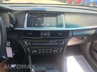 2019 Kia Optima LX – miniatura 10