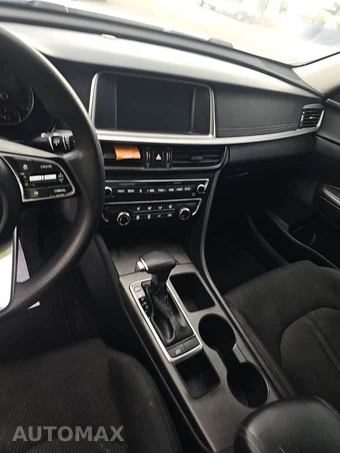 2019 Kia Optima LX – miniatura 11