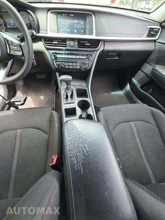 2019 Kia Optima LX – miniatura 10