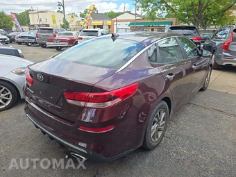 2019 Kia Optima LX – miniatura 3