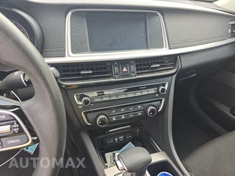 2019 Kia Optima LX - miniatura 11