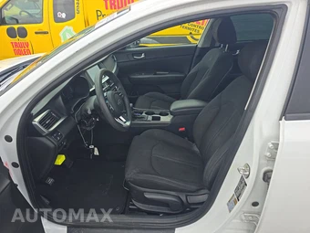 2019 Kia Optima LX - miniatura 7