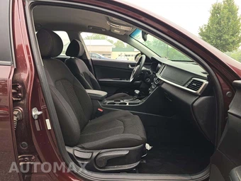 2019 Kia Optima LX – miniatura 18