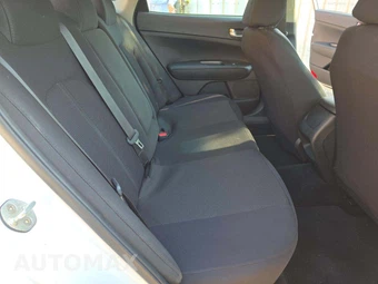 2019 Kia Optima LX – miniatura 16
