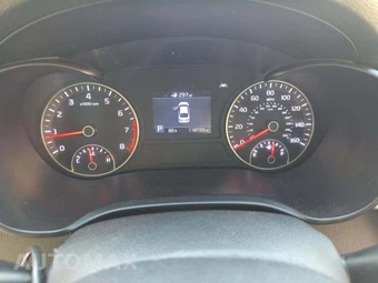 2019 Kia Optima LX – miniatura 9