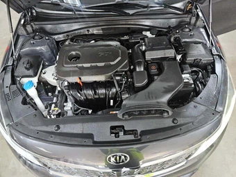 2019 Kia Optima LX – miniatura 25