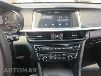 2019 Kia Optima LX – miniatura 10