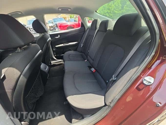 2019 Kia Optima LX – miniatura 13
