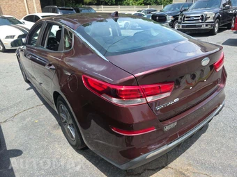2019 Kia Optima LX – miniatura 2