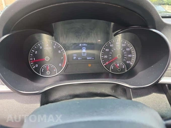 2019 Kia Optima LX – miniatura 9