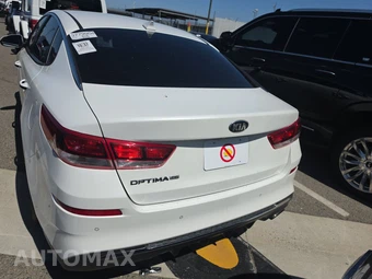 2019 Kia Optima LX – miniatura 5