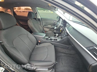 2019 Kia Optima LX – miniatura 8