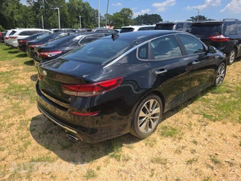 2019 Kia Optima S – miniatura 3