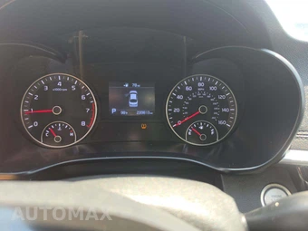 2019 Kia Optima S – miniatura 9