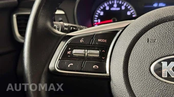 2019 Kia Optima S - miniatura 17