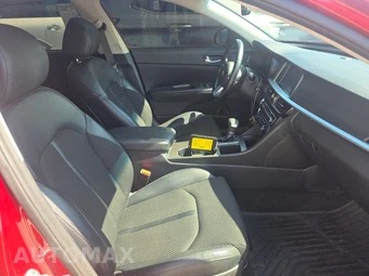 2019 Kia Optima S – miniatura 8