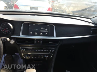 2019 Kia Optima S – miniatura 11