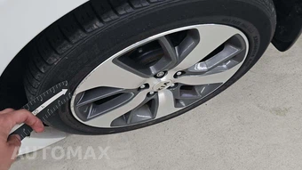 2019 Kia Optima S – miniatura 25